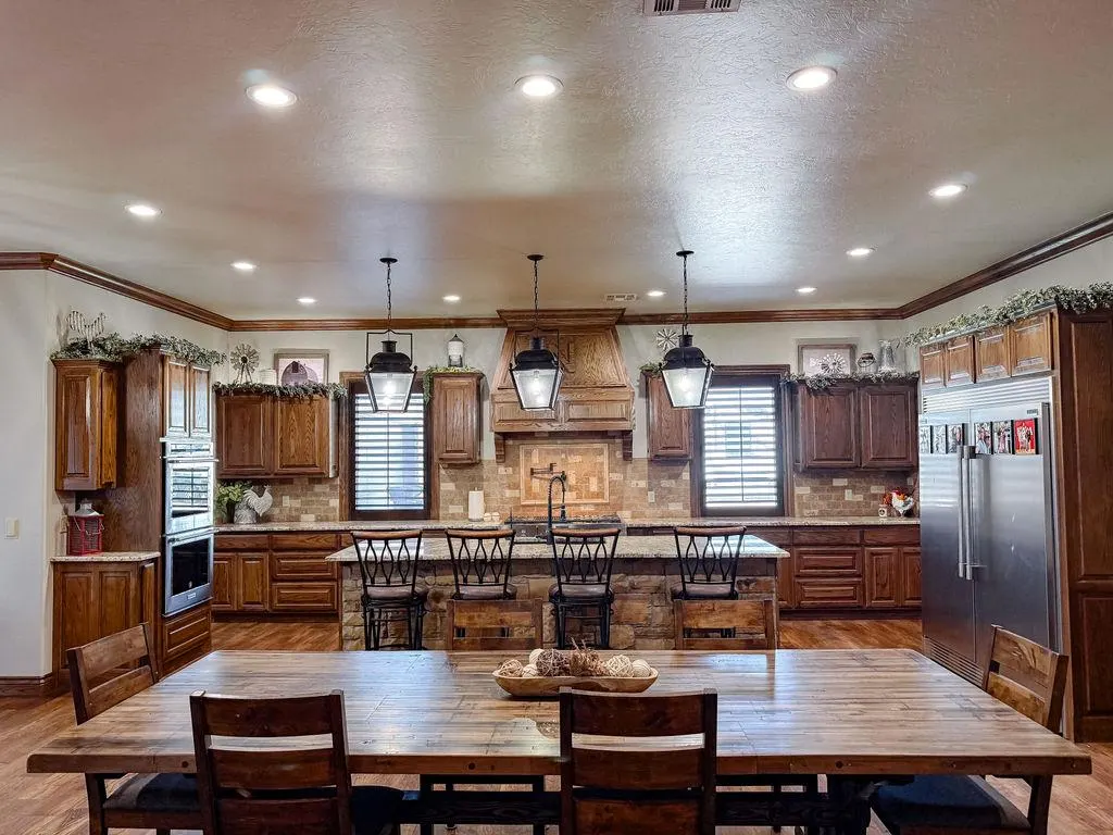 Photo 9 — 11905 N 1790 Road, Erick, OK 73645