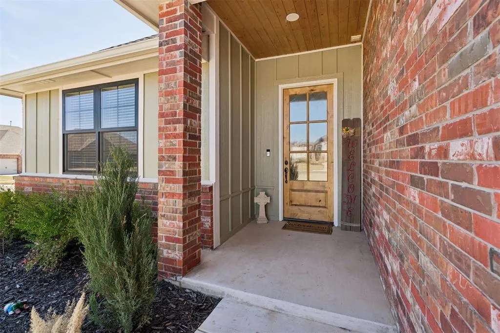 Photo 7 — 2518 Birmingham Drive, Norman, OK 73071