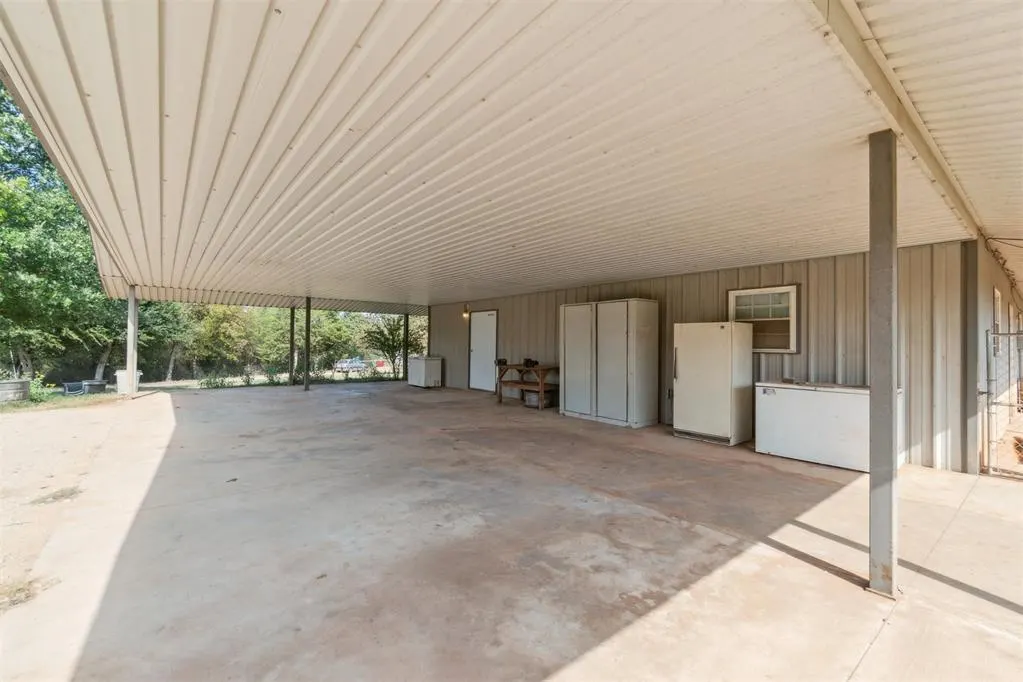 Photo 5 — 26556 Elm Road, Blanchard, OK 73010