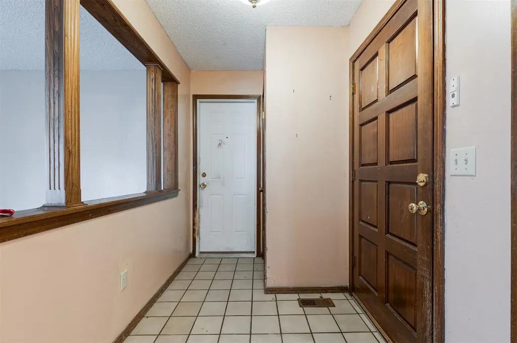 Photo 11 — 7908 Harvest Moon Road, Oklahoma City, OK 73132