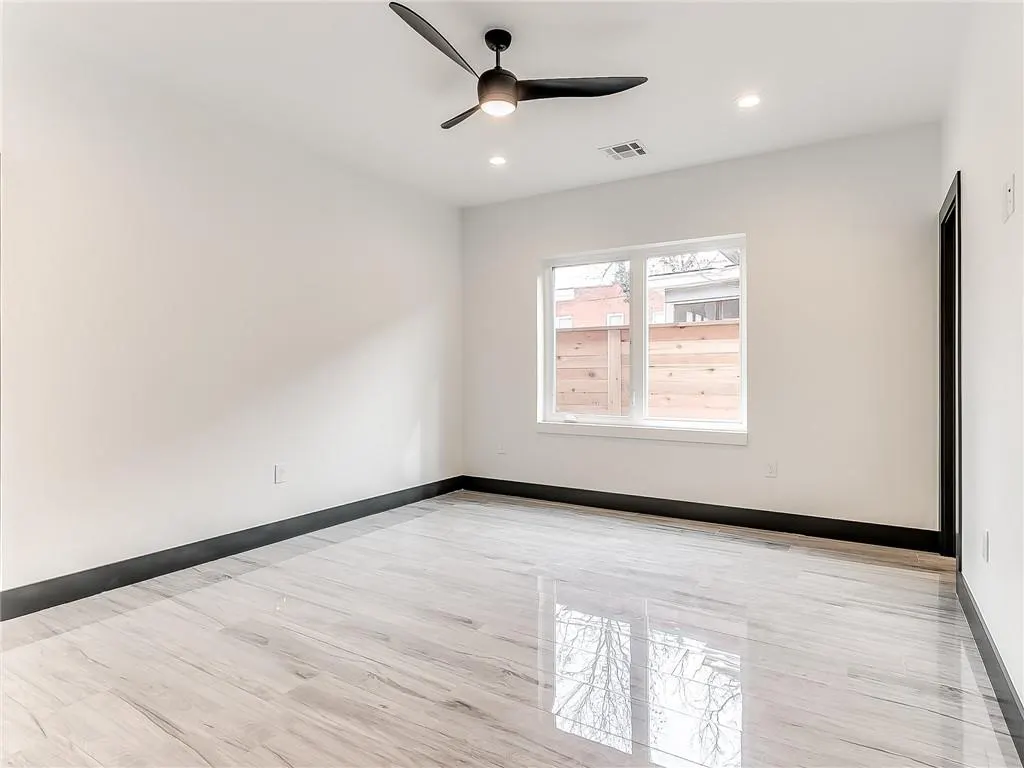 Photo 39 — 911 NW 13 Street A, Oklahoma City, OK 73106