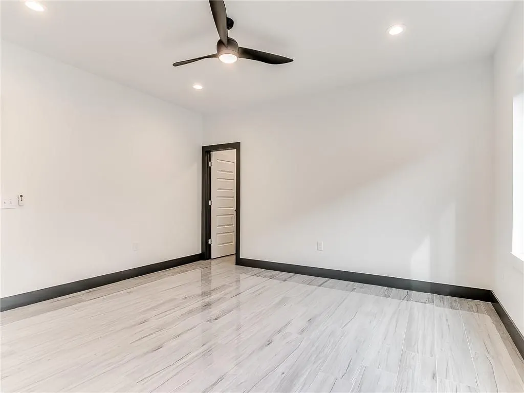 Photo 40 — 911 NW 13 Street A, Oklahoma City, OK 73106