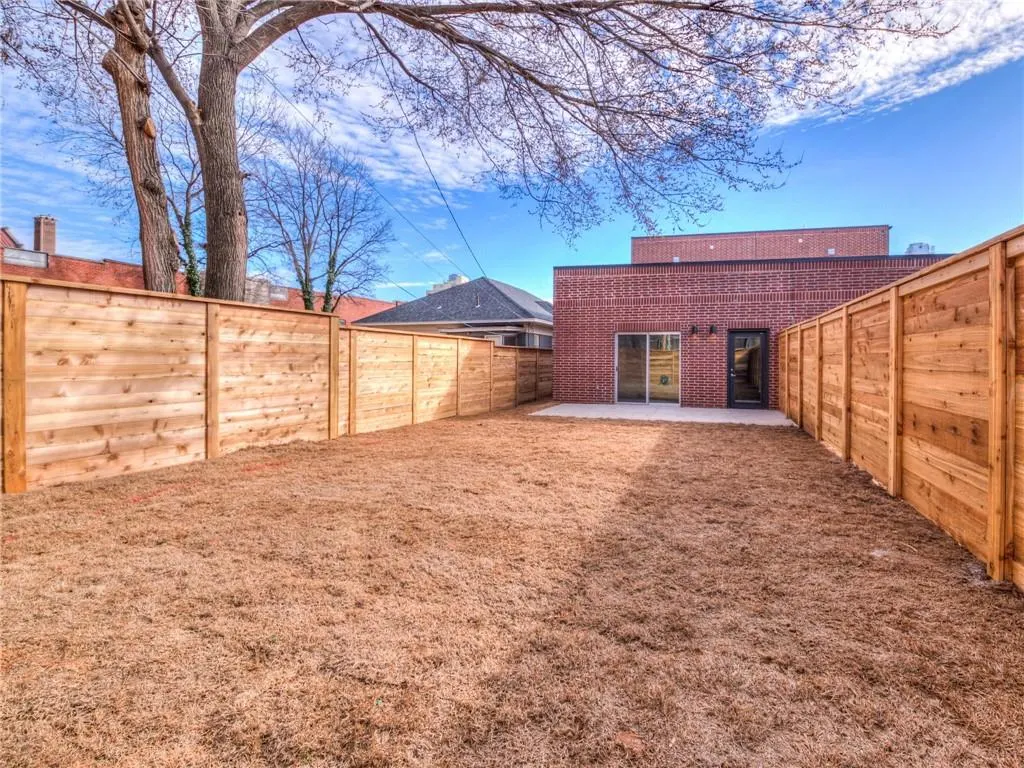 Photo 43 — 911 NW 13 Street A, Oklahoma City, OK 73106