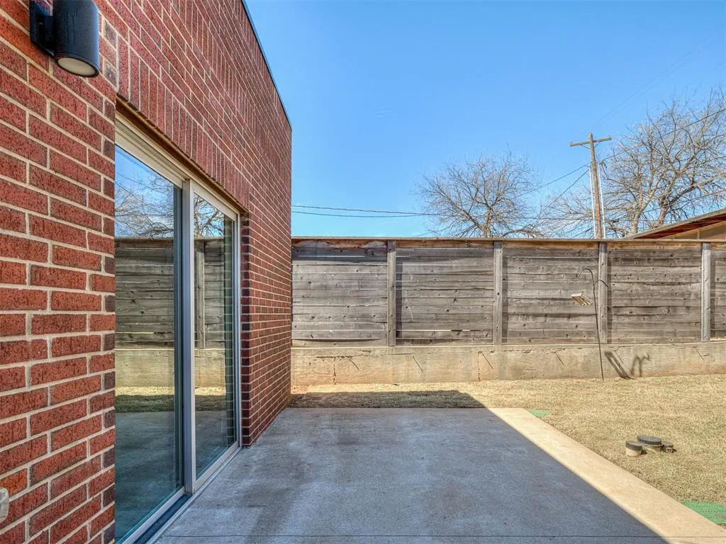 Photo 44 — 911 NW 13 Street A, Oklahoma City, OK 73106