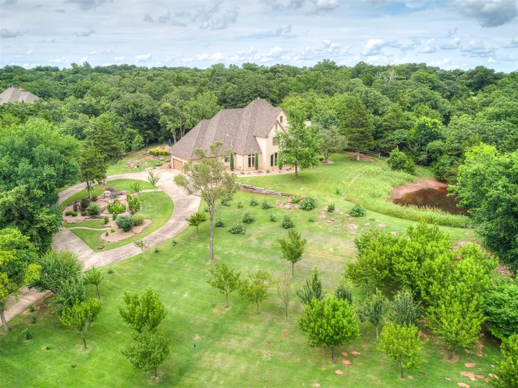Front exterior — 4320 Canaan Creek Road, Edmond, OK 73034