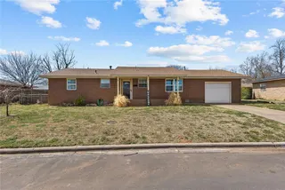 Sold home at 617 N Nevada Street