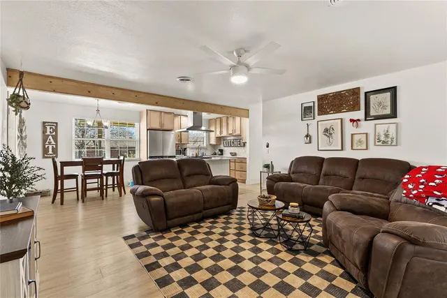 Photo 6 — 617 N Nevada Street, Weatherford, OK 73096