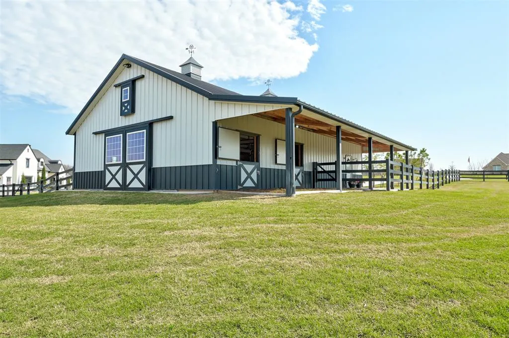 Photo 41 — 9917 E 33rd Street, Jones, OK 73049