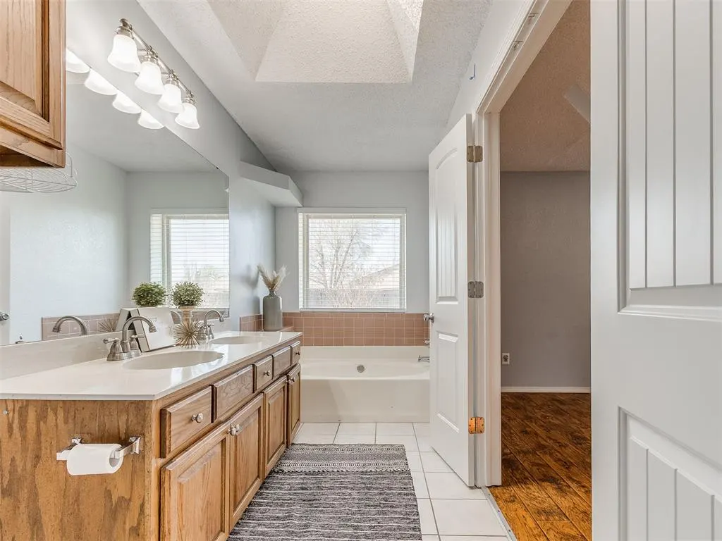 Photo 14 — 15013 Rick Road, Oklahoma City, OK 73170