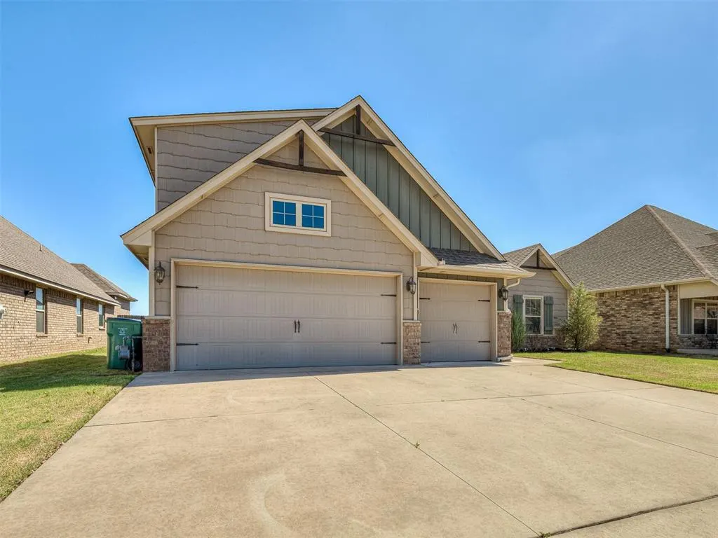 Photo 3 — 5604 Shiloh Drive, Oklahoma City, OK 73179