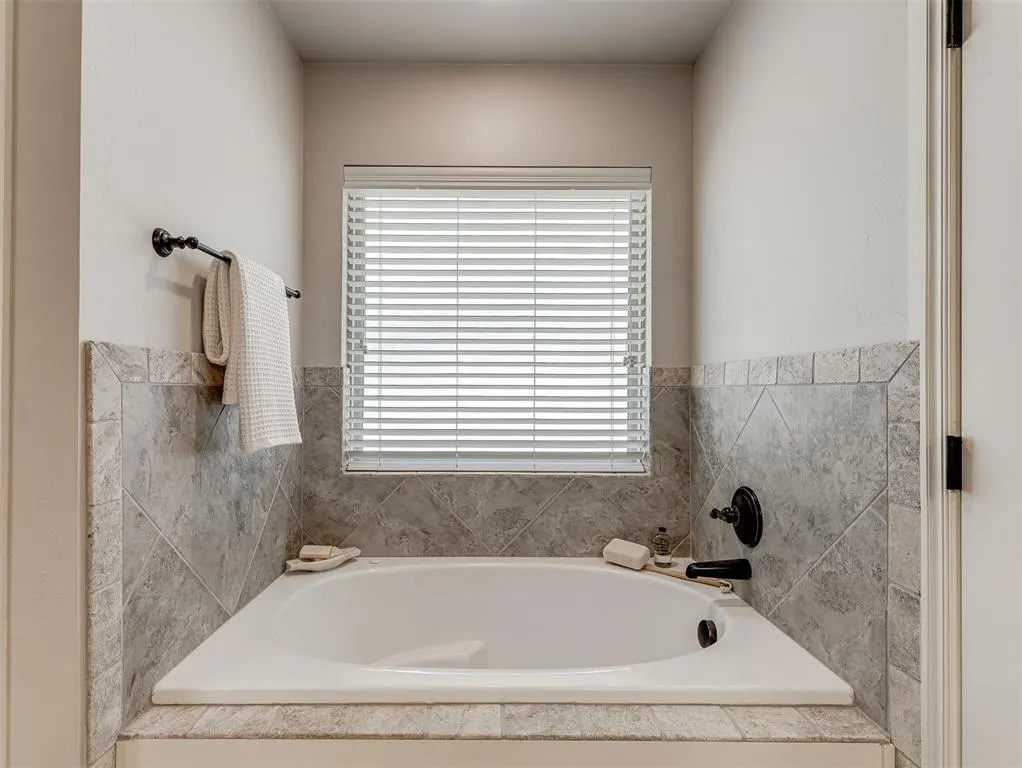Photo 22 — 5604 Shiloh Drive, Oklahoma City, OK 73179