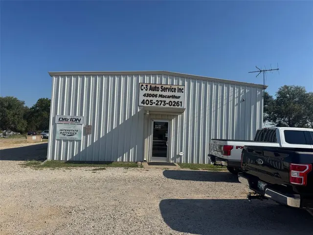 Front exterior — 2028 E Macarthur Street, Shawnee, OK 74804