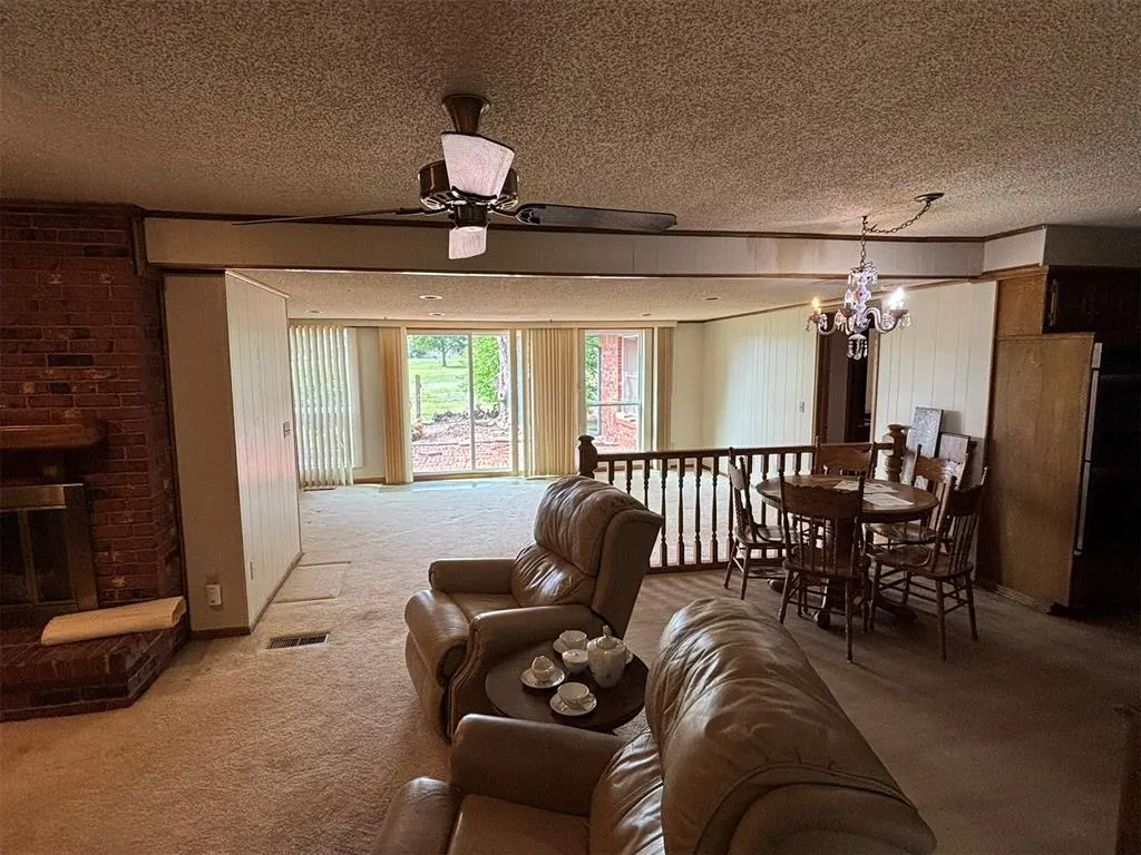 Photo 3 — 509 Hunter Lane, Okarche, OK 73762