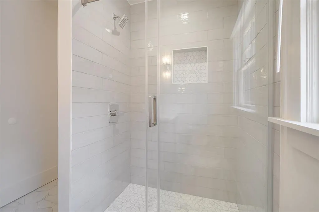 Photo 21 — 809 NE 17th Street, Oklahoma City, OK 73105