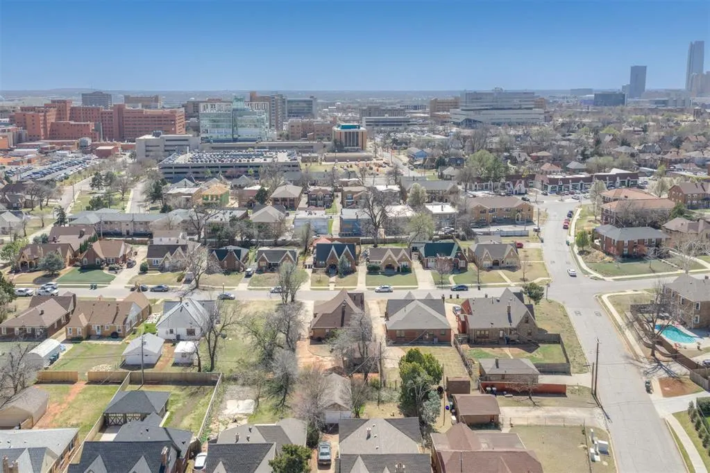 Photo 40 — 809 NE 17th Street, Oklahoma City, OK 73105