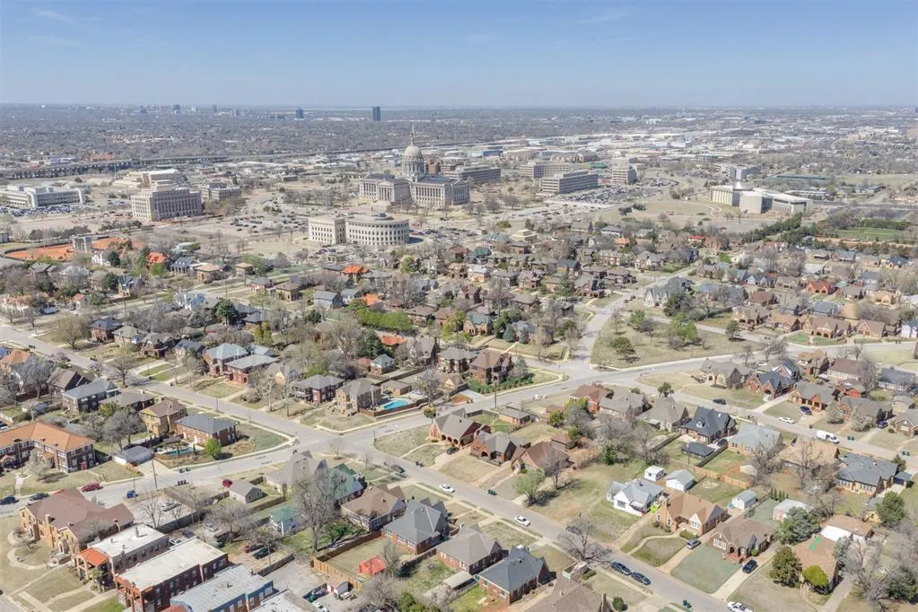 Photo 43 — 809 NE 17th Street, Oklahoma City, OK 73105