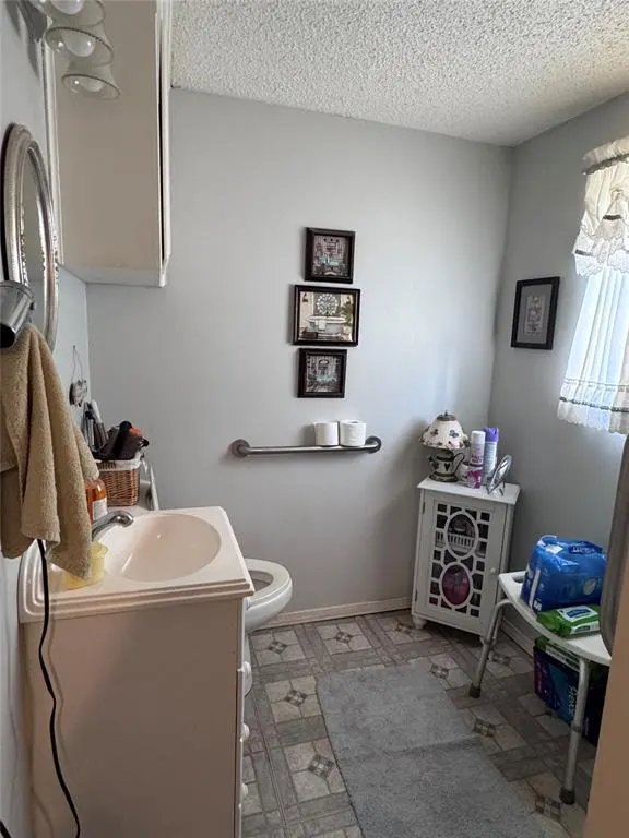 Photo 14 — 6609 NW 35th Street, Bethany, OK 73008