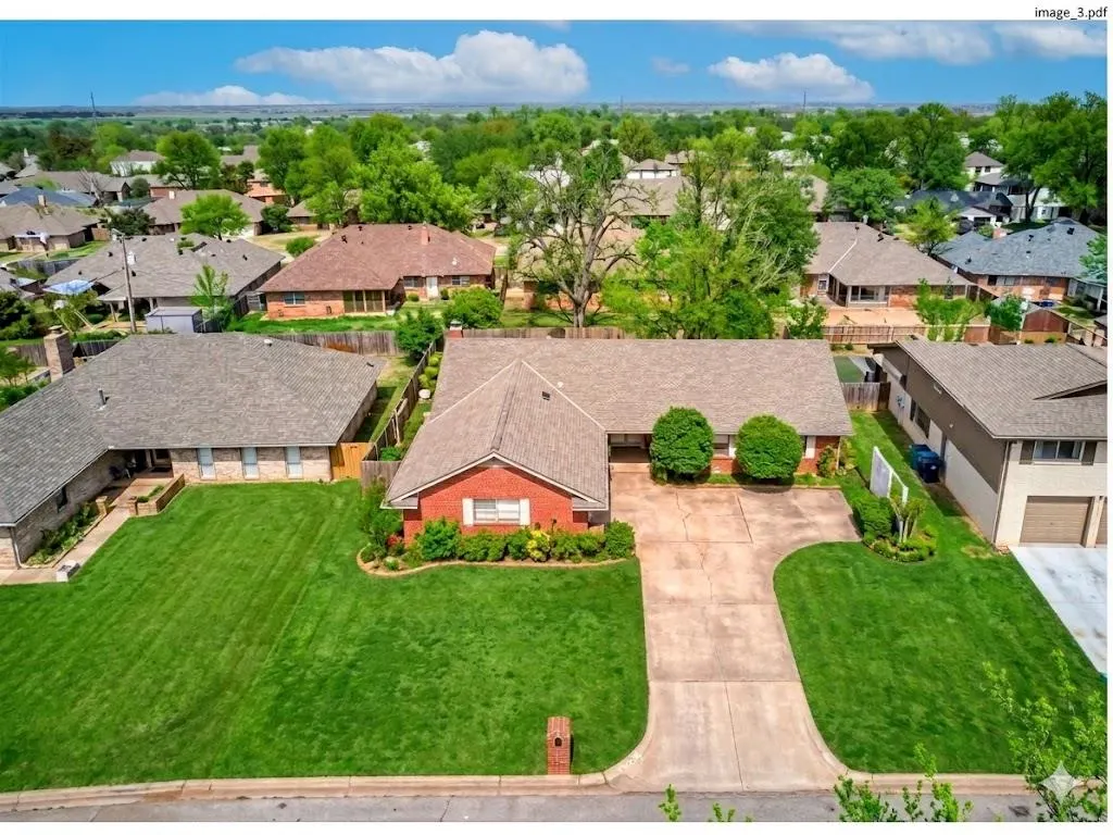 Photo 2 — 4817 NW 74th Street, Oklahoma City, OK 73132