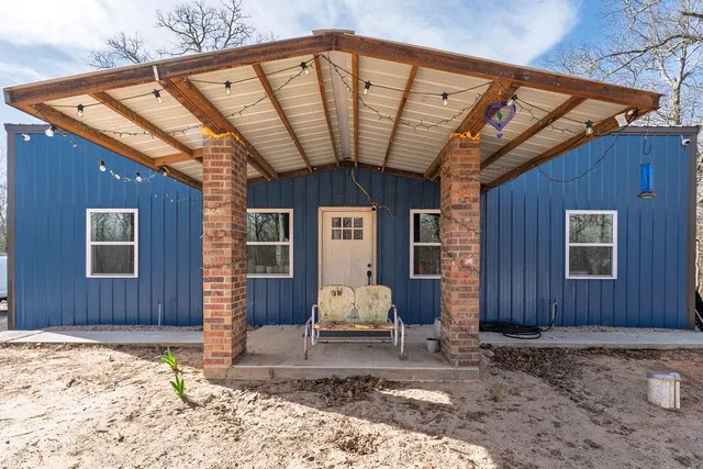 Photo 2 — 29555 Slaughterville Road, Wanette, OK 74878