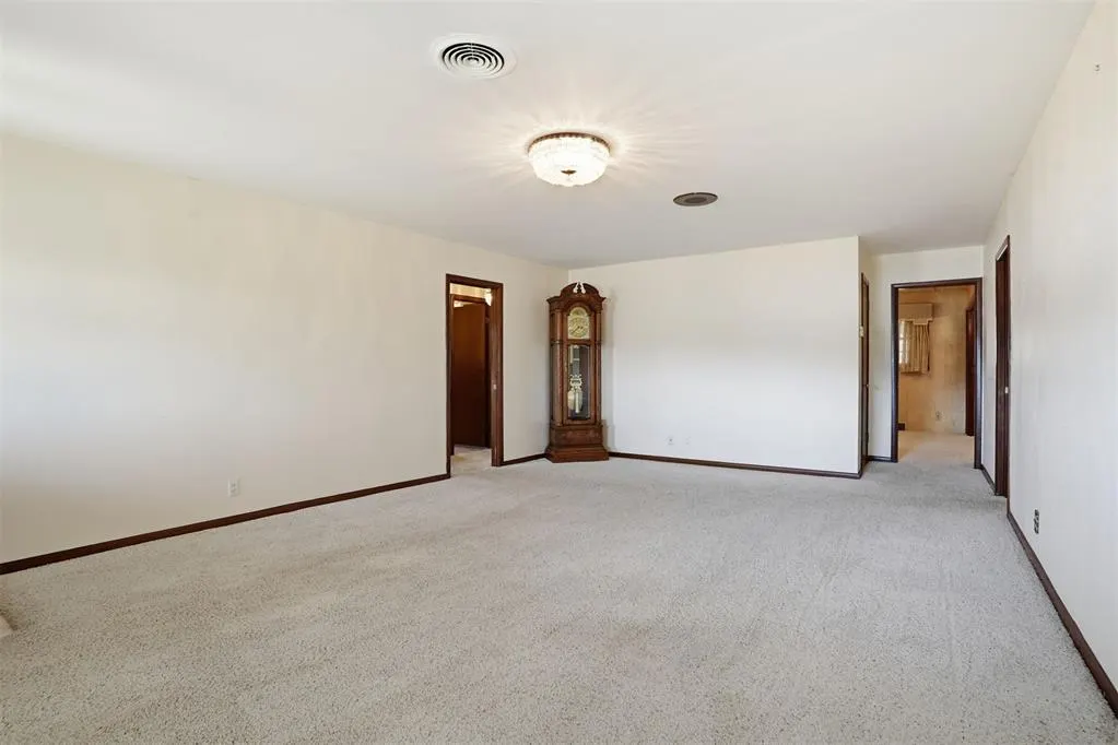 Photo 10 — 1414 N Glenn English Street, Cordell, OK 73632