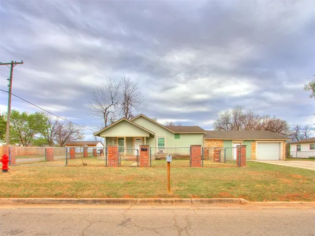 Photo 4 — 444 SE 46th Street, Oklahoma City, OK 73129