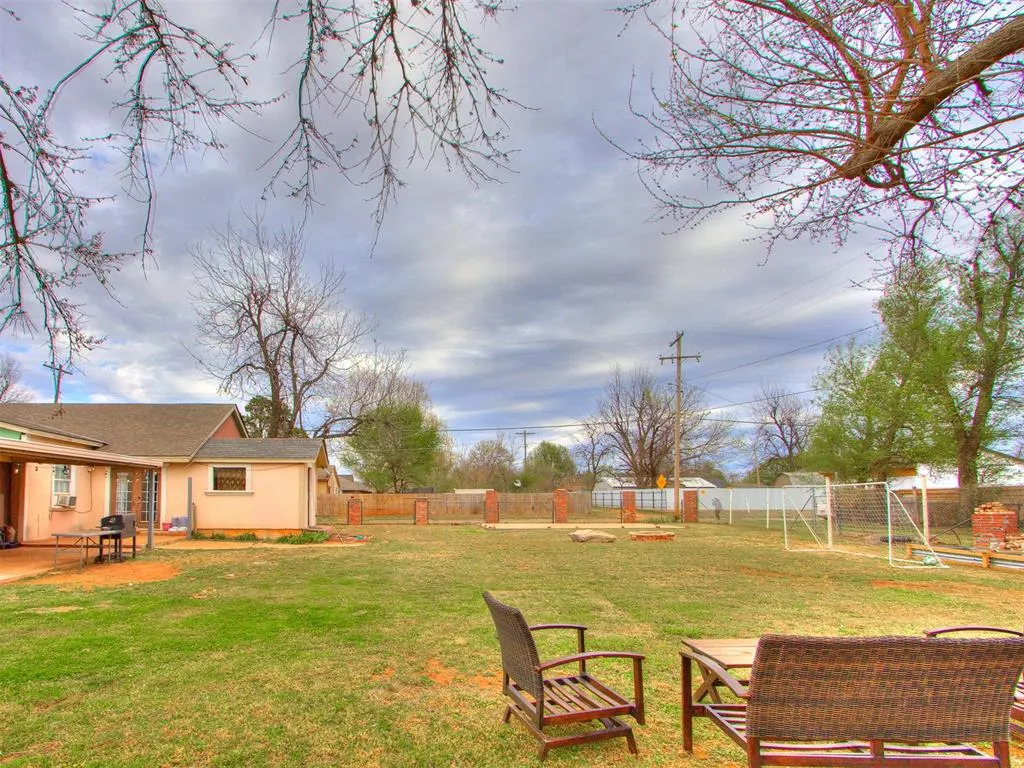 Photo 11 — 444 SE 46th Street, Oklahoma City, OK 73129