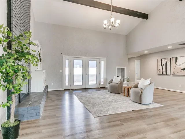 Photo 8 — 12424 Clarence Court, Oklahoma City, OK 73142