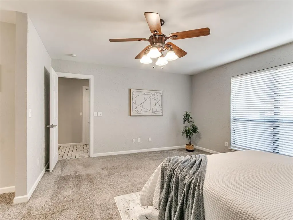 Photo 16 — 12424 Clarence Court, Oklahoma City, OK 73142