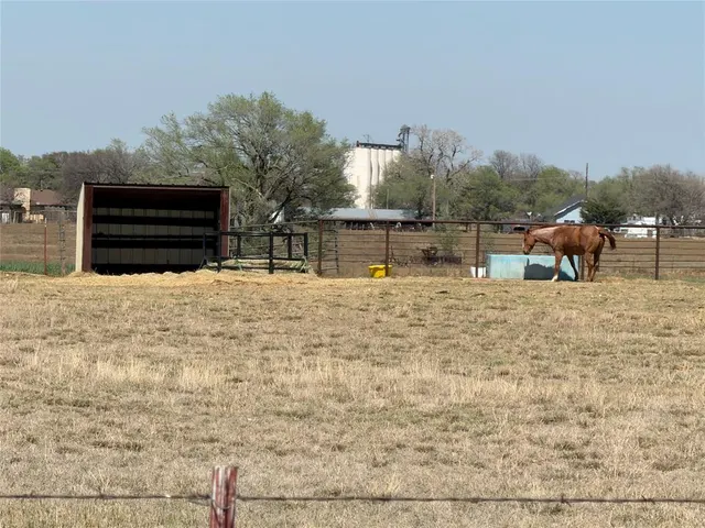 Photo 8 — 21321 E 1290 Road, Sentinel, OK 73664