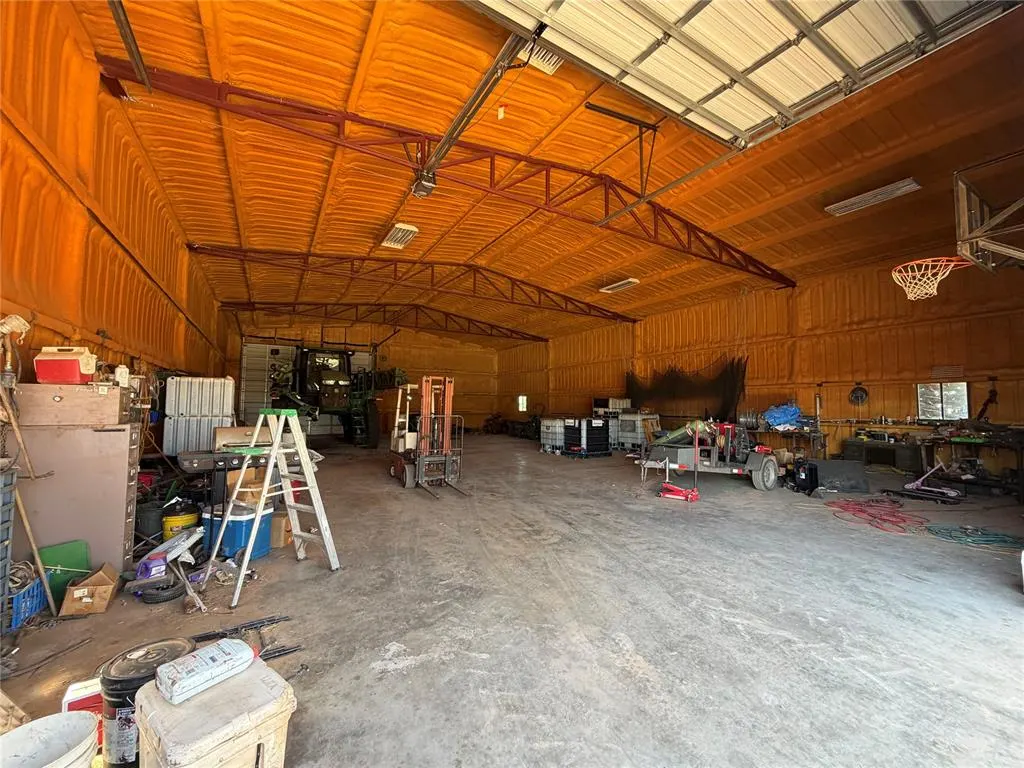 Photo 16 — 21321 E 1290 Road, Sentinel, OK 73664
