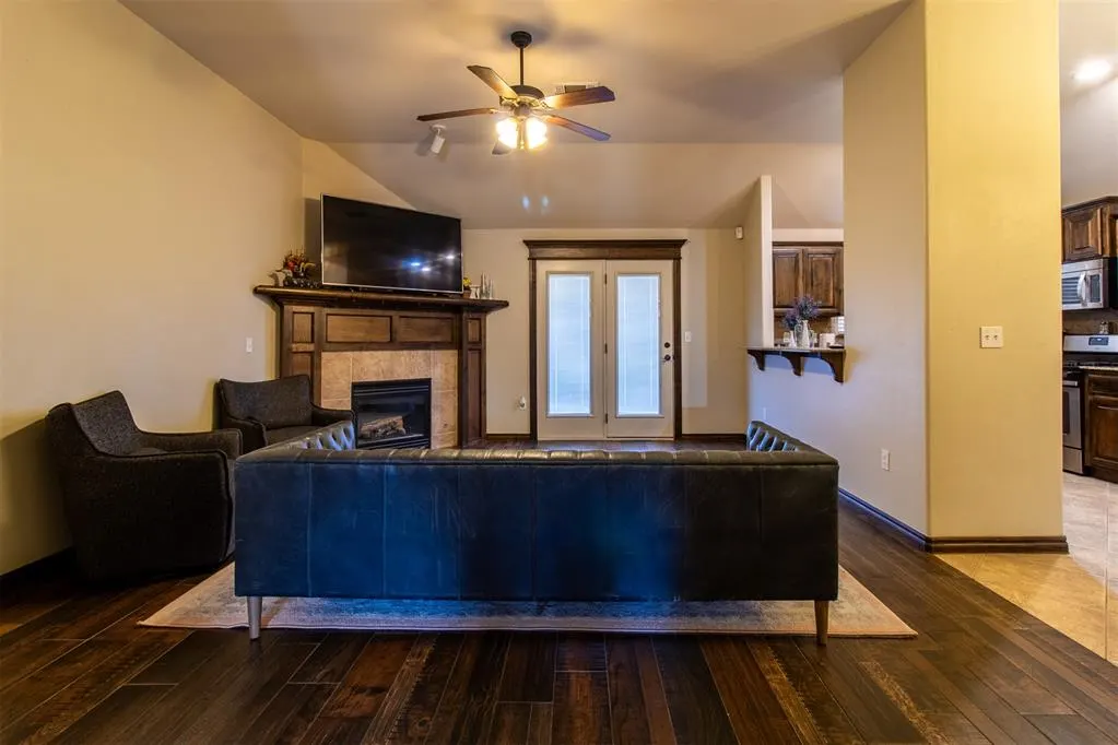 Photo 7 — 2305 Makaila Way, Yukon, OK 73099