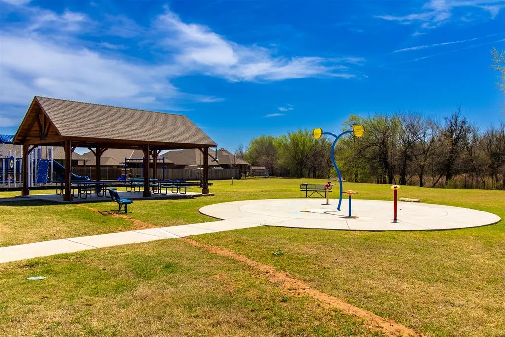 Photo 12 — 2305 Makaila Way, Yukon, OK 73099