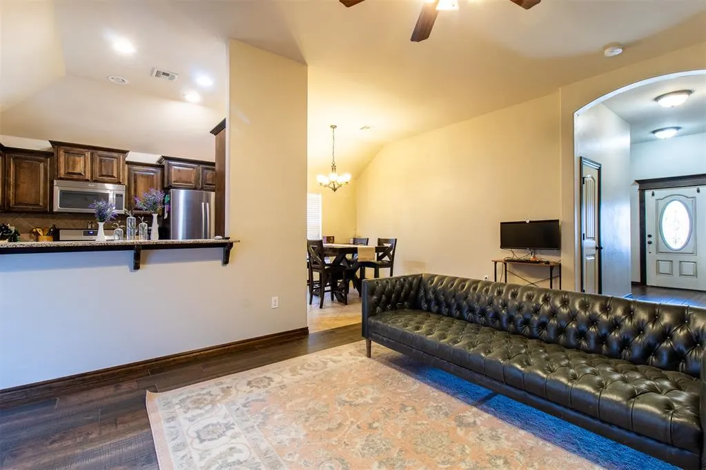 Photo 24 — 2305 Makaila Way, Yukon, OK 73099