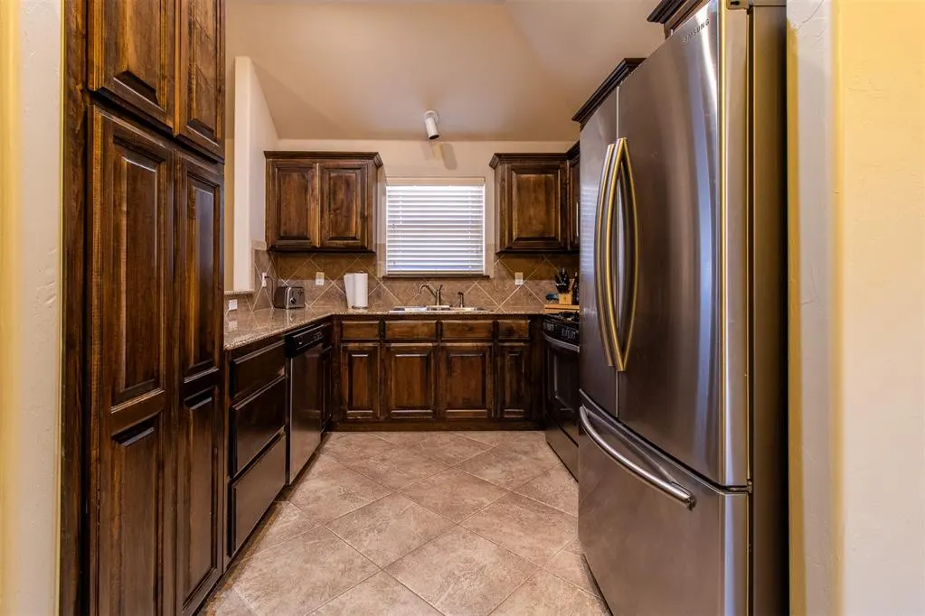 Photo 27 — 2305 Makaila Way, Yukon, OK 73099