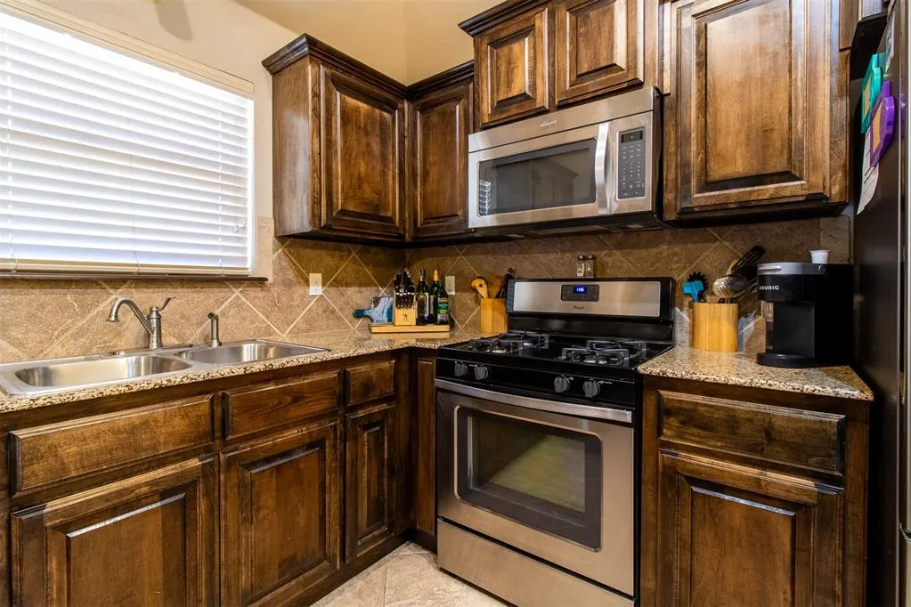Photo 28 — 2305 Makaila Way, Yukon, OK 73099