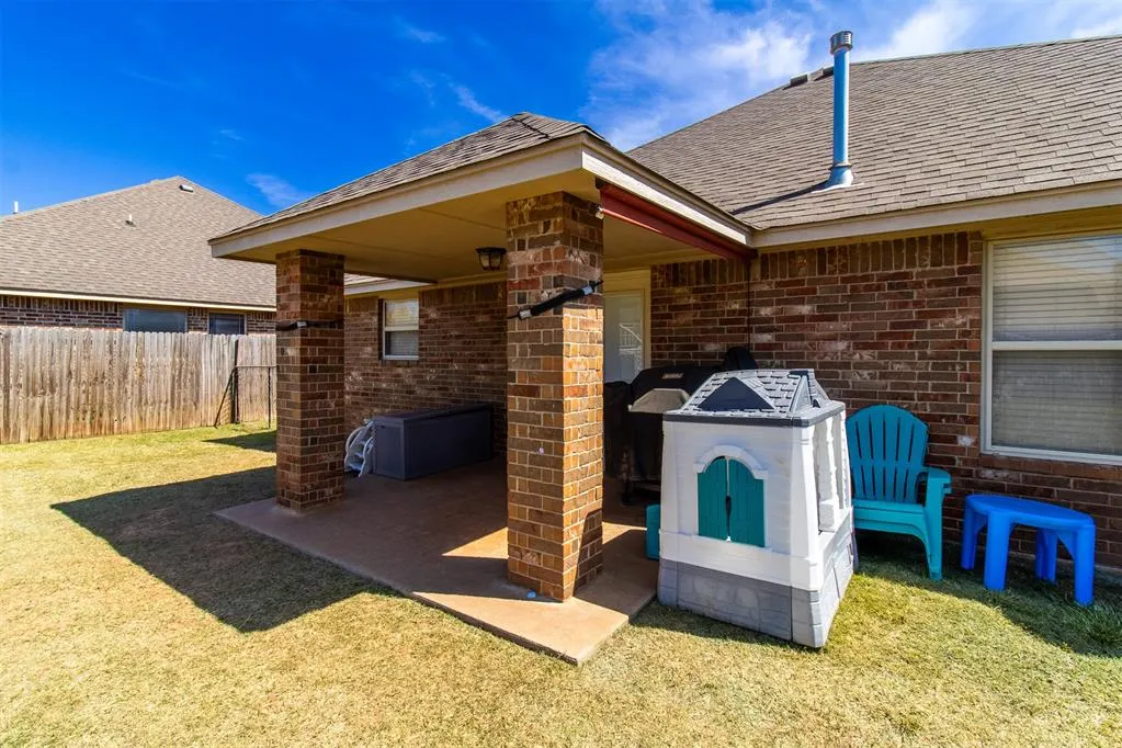Photo 38 — 2305 Makaila Way, Yukon, OK 73099