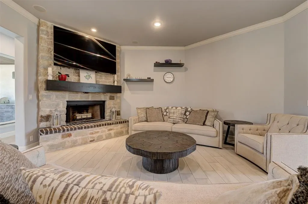 Photo 8 — 8933 SW 111th Street, Oklahoma City, OK 73173
