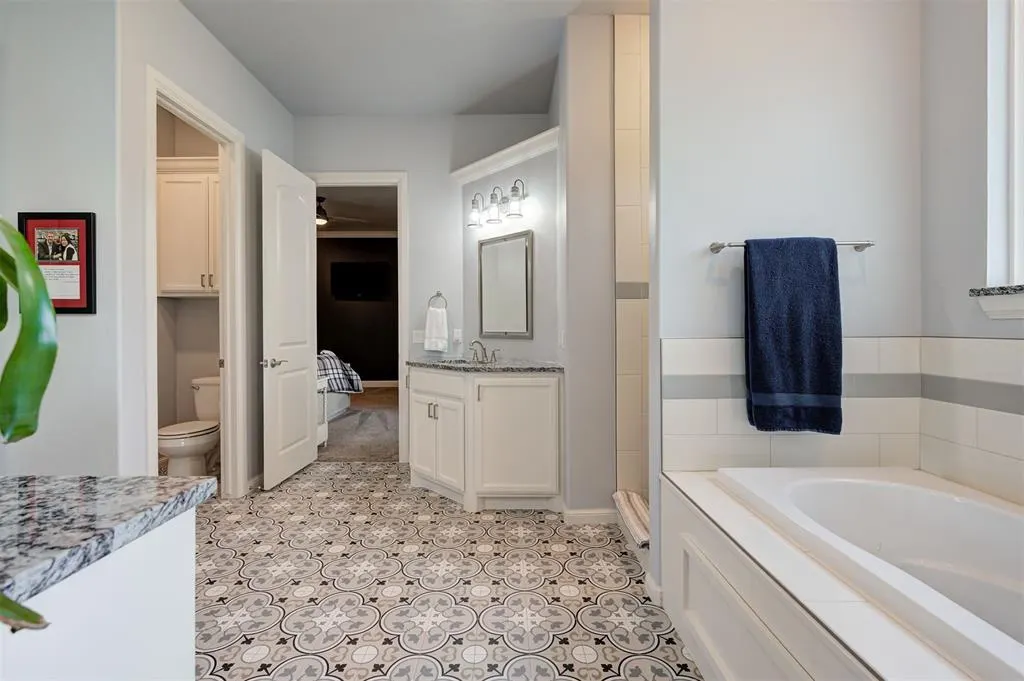 Photo 21 — 8933 SW 111th Street, Oklahoma City, OK 73173