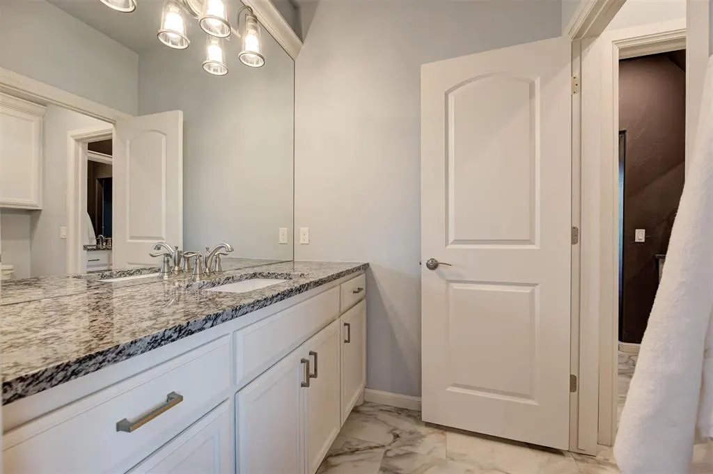 Photo 35 — 8933 SW 111th Street, Oklahoma City, OK 73173