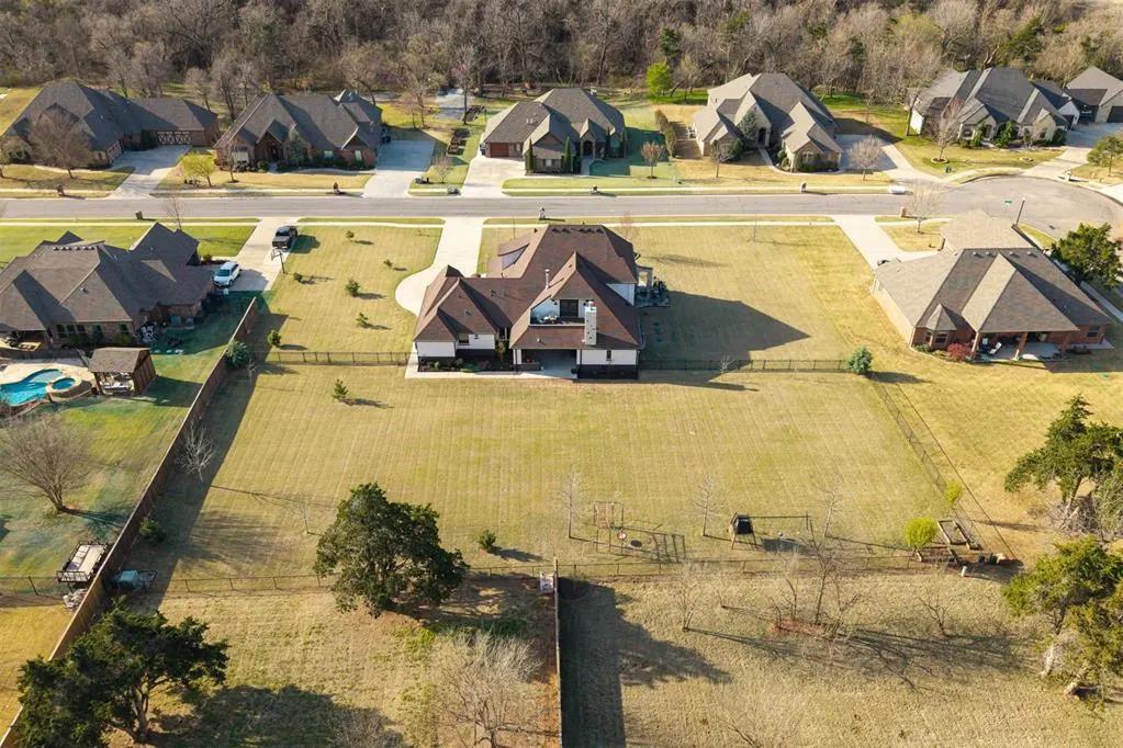 Photo 43 — 8933 SW 111th Street, Oklahoma City, OK 73173