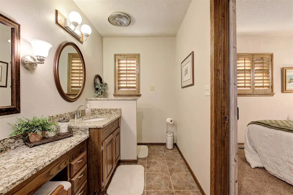 Photo 42 — 115 Briarwood Street, Moore, OK 73160