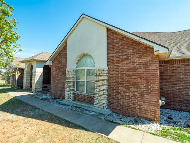 Photo 3 — 104628 S 3470 RD, Meeker, OK 74855
