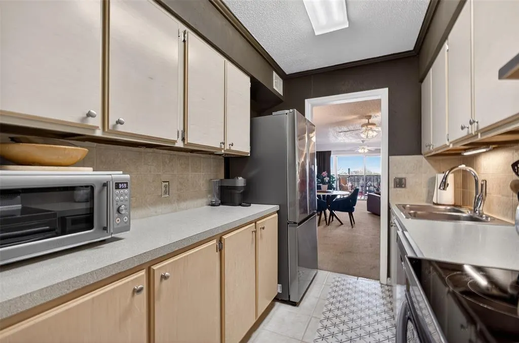 Photo 24 — 6100 N Brookline Avenue 12, Oklahoma City, OK 73112