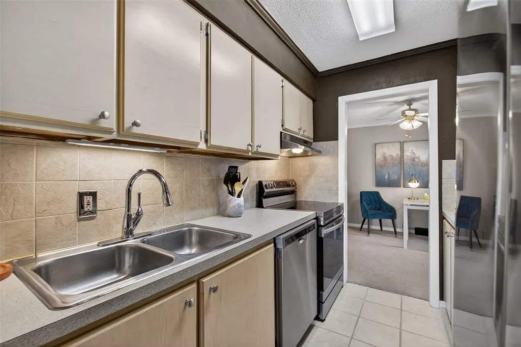 Photo 26 — 6100 N Brookline Avenue 12, Oklahoma City, OK 73112
