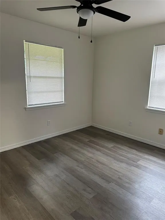 Photo 10 — 808 Hedge Drive, Midwest City, OK 73110