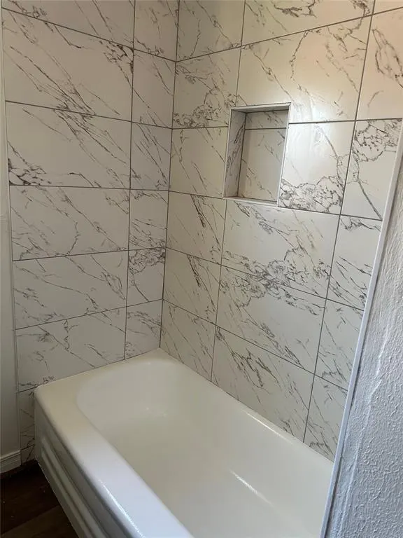 Photo 14 — 808 Hedge Drive, Midwest City, OK 73110
