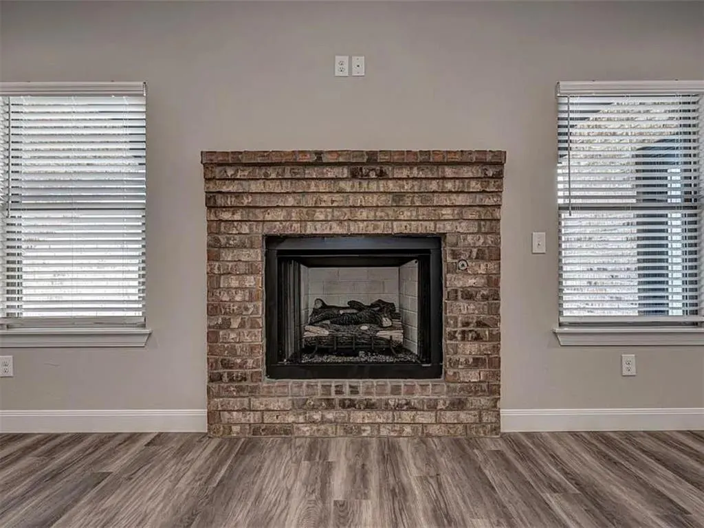 Photo 7 — 1948 W Crossbow Way, Mustang, OK 73064