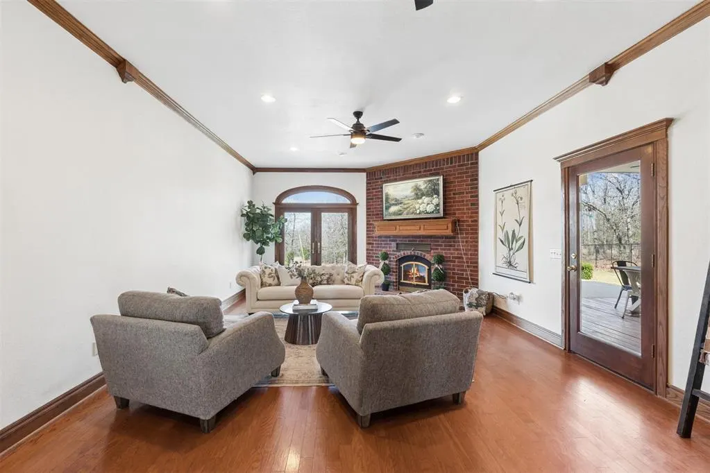 Photo 9 — 347192 E HWY 62, Meeker, OK 74855