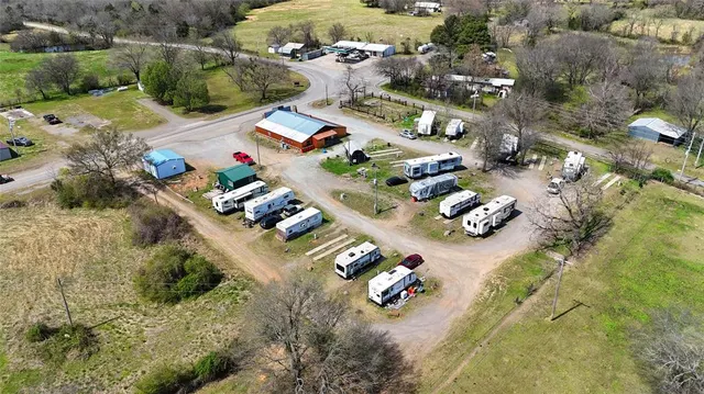 Photo 5 — 34668 Reichert Summerfield Road, Wister, OK 74966
