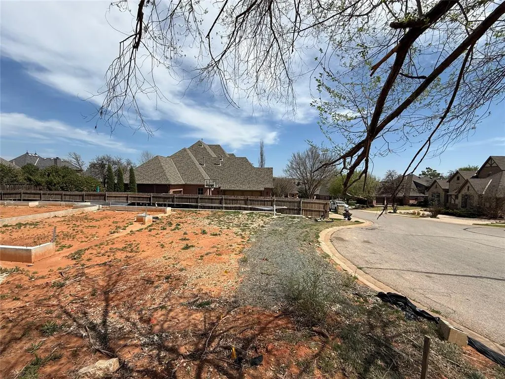 Photo 8 — 2317 Lone Tree Trail, Edmond, OK 73034